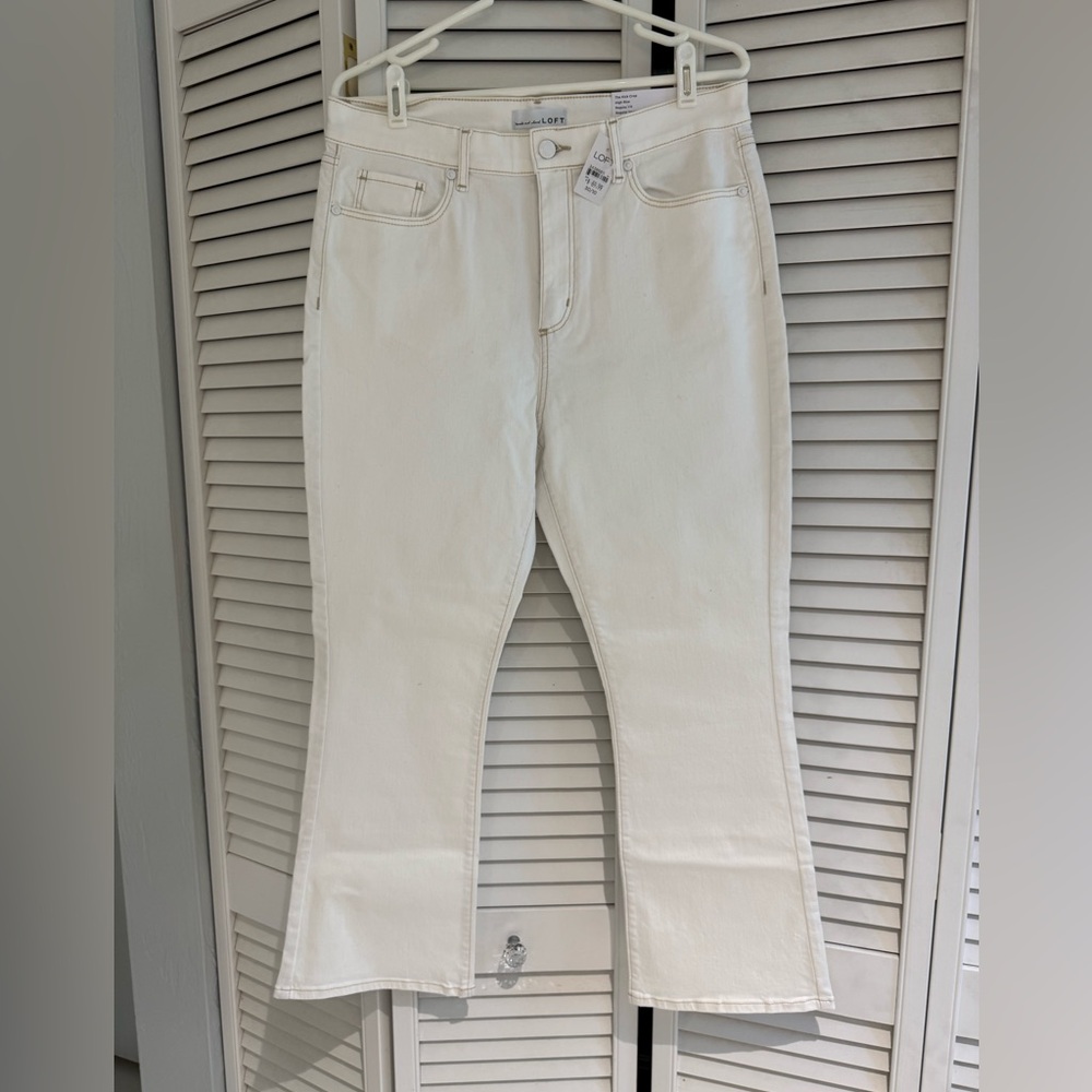 LOFT Women’s Off-White Flare Kick Crop Wide Leg Jeans 30/10 NWT
